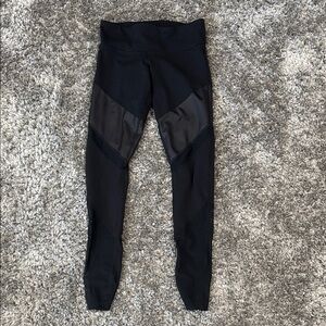 Alo mesh leggings size XS